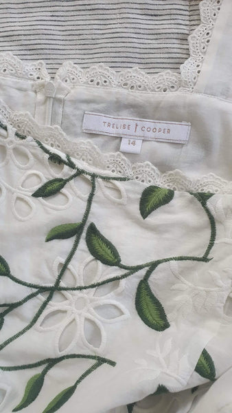 TRELISE COOPER (LN) "Lasting love" embroidered dress! 14