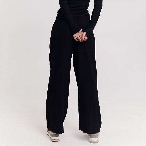 TAYLOR SPORT - Weekender wide leg pant! 12