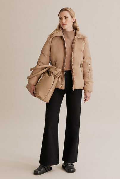 COUNTRY ROAD - Recycled nylon large collar puffer! 8-10