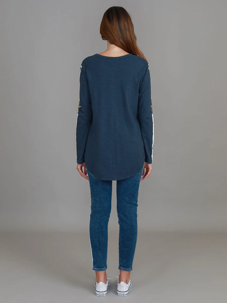 3RD STORY - Junee curved hem L/S T-shirt! 12