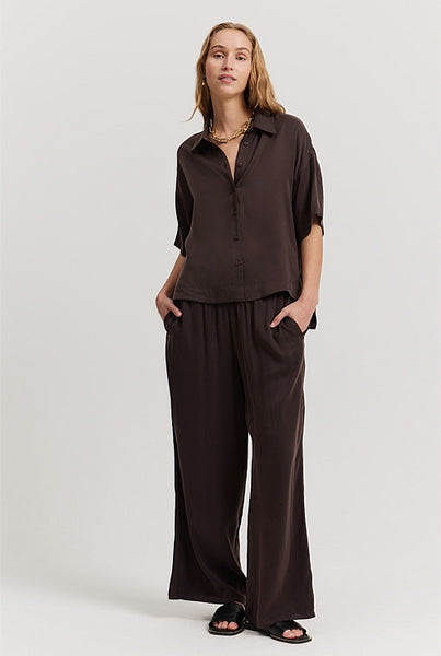 COUNTRY ROAD - Cupro button detail shirt! 10-12