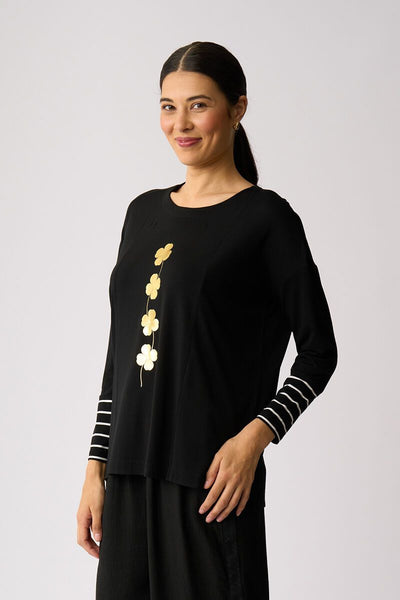 FOIL (LN) Lucky clover blocked stripe top! 14