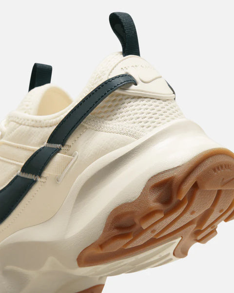 NIKE (LN) TC 7900 sneakers - Ivory/teal! 9
