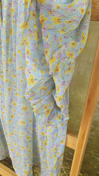 MAX - Puff sleeve pretty floral chiffon top! 14