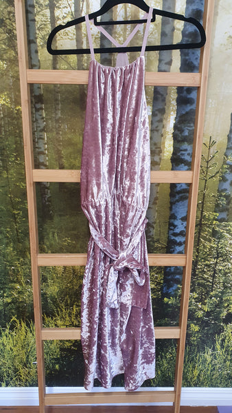 FOREVER NEW - Mauve velvet cocktail dress! 10