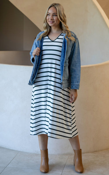 PQ (BN) "Pistachio stripe" L/S tee dress! 16-24