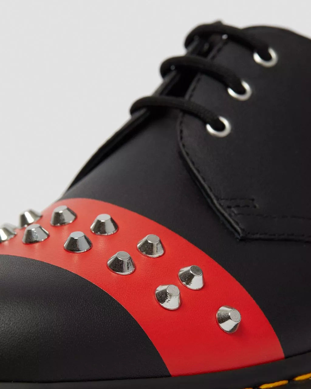 DR MARTENS Hero backhand 1461 stud leather shoe 39 Recycle Style Preloved Designer Clothing