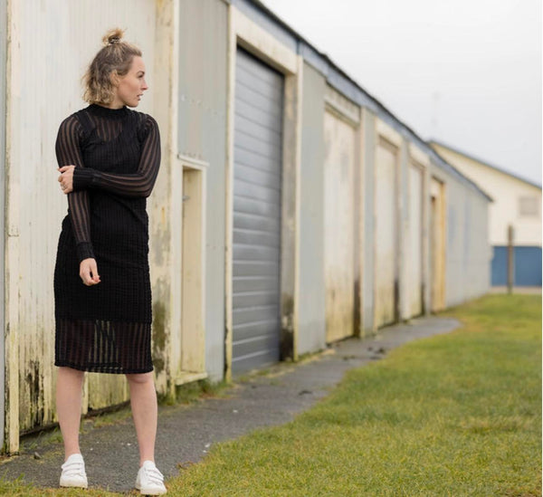 LOVE KNOT WAR (NZ) mesh lace dress! 10