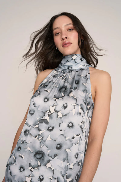 MAX - Viscose satin halterneck maxi dress! 16