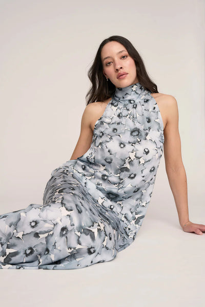 MAX - Viscose satin halterneck maxi dress! 16