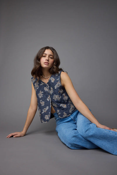 MAX - French linen quilted paisley vest! 14-16