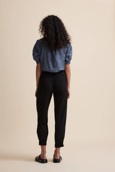 MAX - Easy care ankle grazer pant! 10