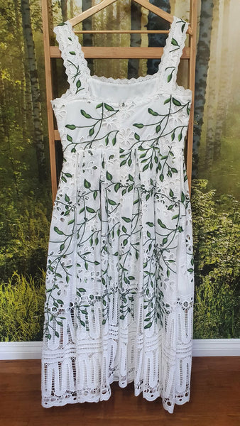 TRELISE COOPER (LN) "Lasting love" embroidered dress! 14