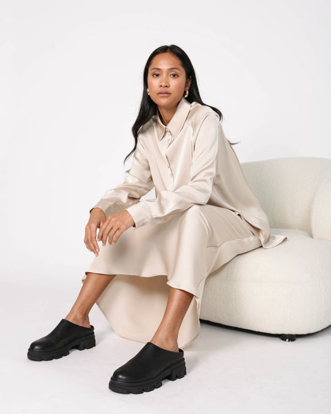 MOOCHI "Roam" silky shirt - Champagne! 12