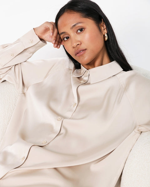 MOOCHI "Roam" silky shirt - Champagne! 12