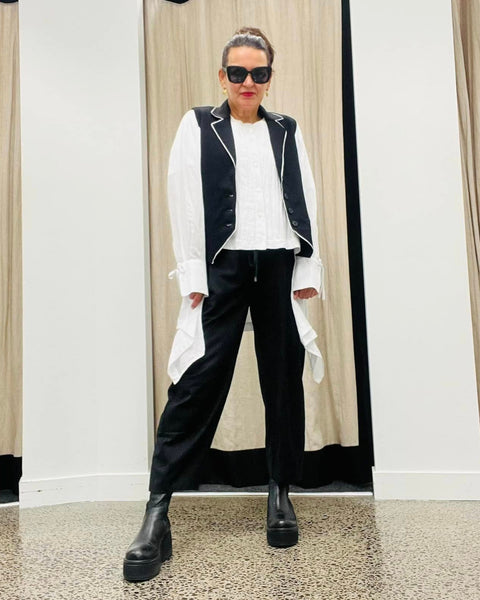 LOUNGE By Repertoire ""Des" waistcoat! 8-10