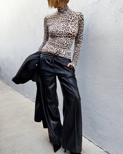 DECJUBA (BN) "Scarlett PU pull on" pant - Black! 8