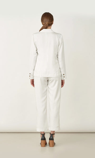 LIAM - Vince pinstripe tencel blazer! 10