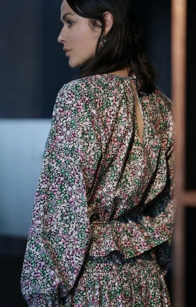 MOOCHI (NZ) "Sanction" floral print top! 16