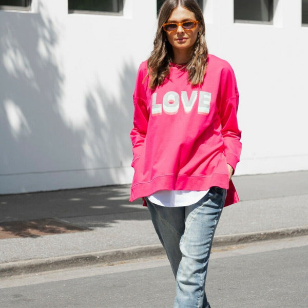 BETTY BASICS (LN) "Love" print sweat - Cerise! 12-14