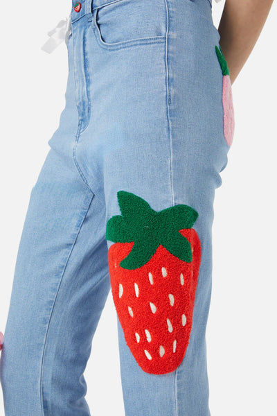 DANGERFIELD (LN) Tufted applique flare jeans! 8-10