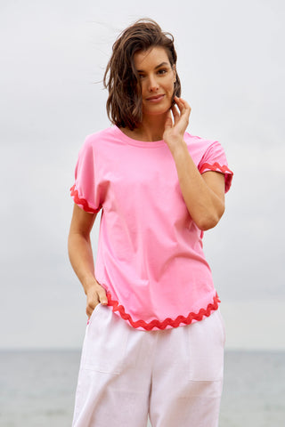BETTY BASICS (LN) Ric rac detail pink tee! 8-10