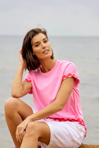 BETTY BASICS (LN) Ric rac detail pink tee! 8-10