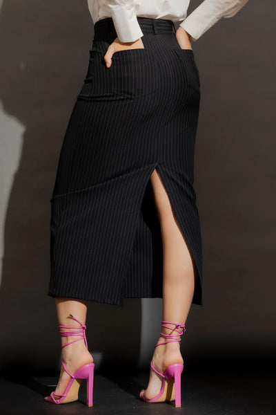 MOTTO (LN) Pinstripe belted skirt! 14