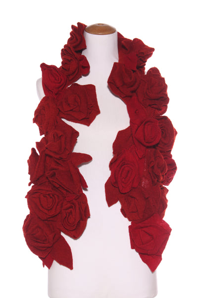 MEGAN SALMON - Wool rosette scarf!