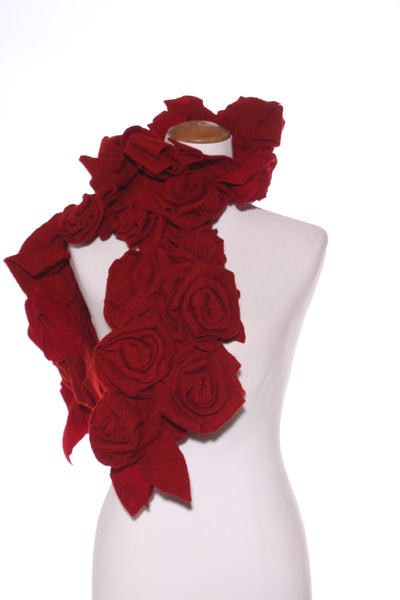 MEGAN SALMON - Wool rosette scarf!