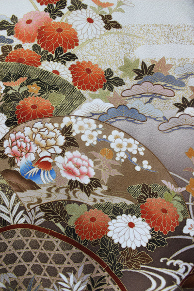 Traditional Japanese kimono! 14-18