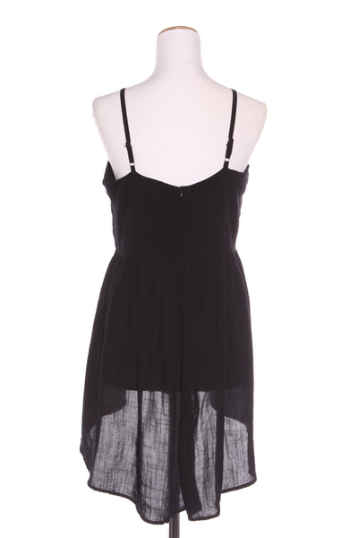 THREE OF SOMETHING - Floaty hem linen top! 14