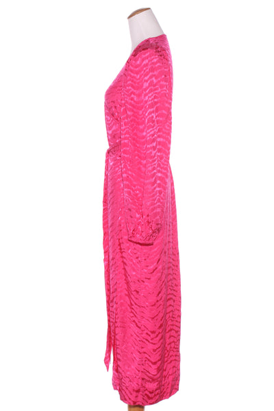 DECJUBA - Simona jacqaurd wrap dress! 12