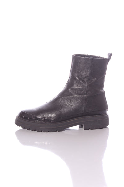 MI PIACI - Nora leather combat boots! 41