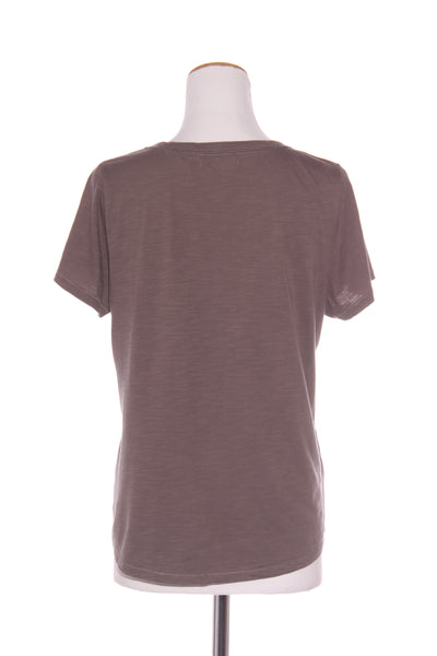 COUNTRY ROAD 'V' neck tee - Taupe! 12