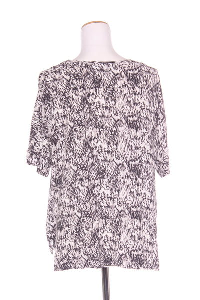 DECJUBA - Abstract print hi low top! 12