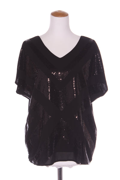 MAX - V neck sequin top! 10-12