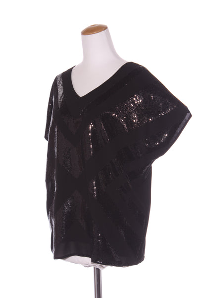 MAX - V neck sequin top! 10-12