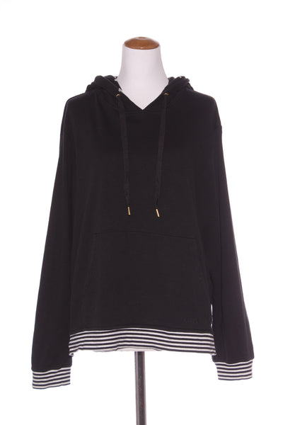 STELLA + GEMMA - Stripe trim hooded jumper! 16