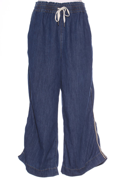 ELM "Greta" wide leg side tape jeans! 16