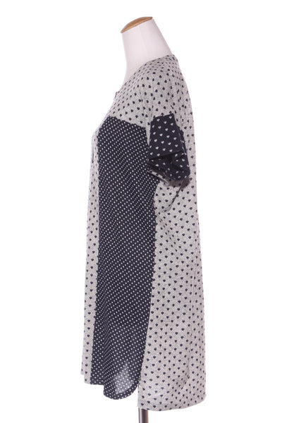 MADLY SWEETLY - Navy + grey panel knit dress! 10