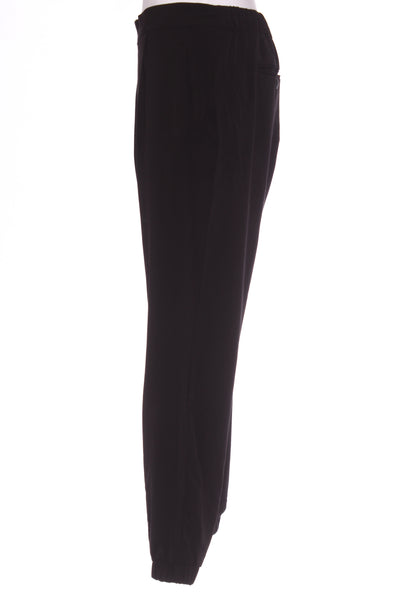 MAX - Easy care ankle grazer pant! 10