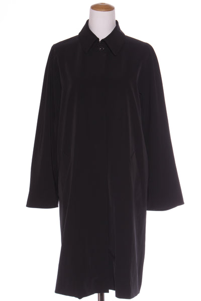 MAX MARA (ITA) Subtle sheen rain coat! 14