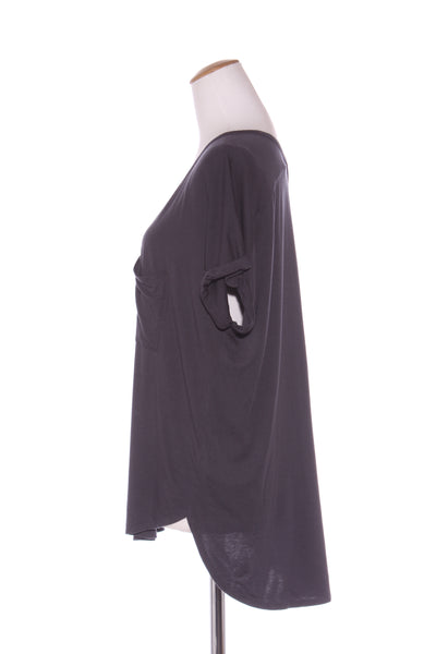 D-LUXE BASICS By Decjuba - Charcoal viscose tee! 12-14