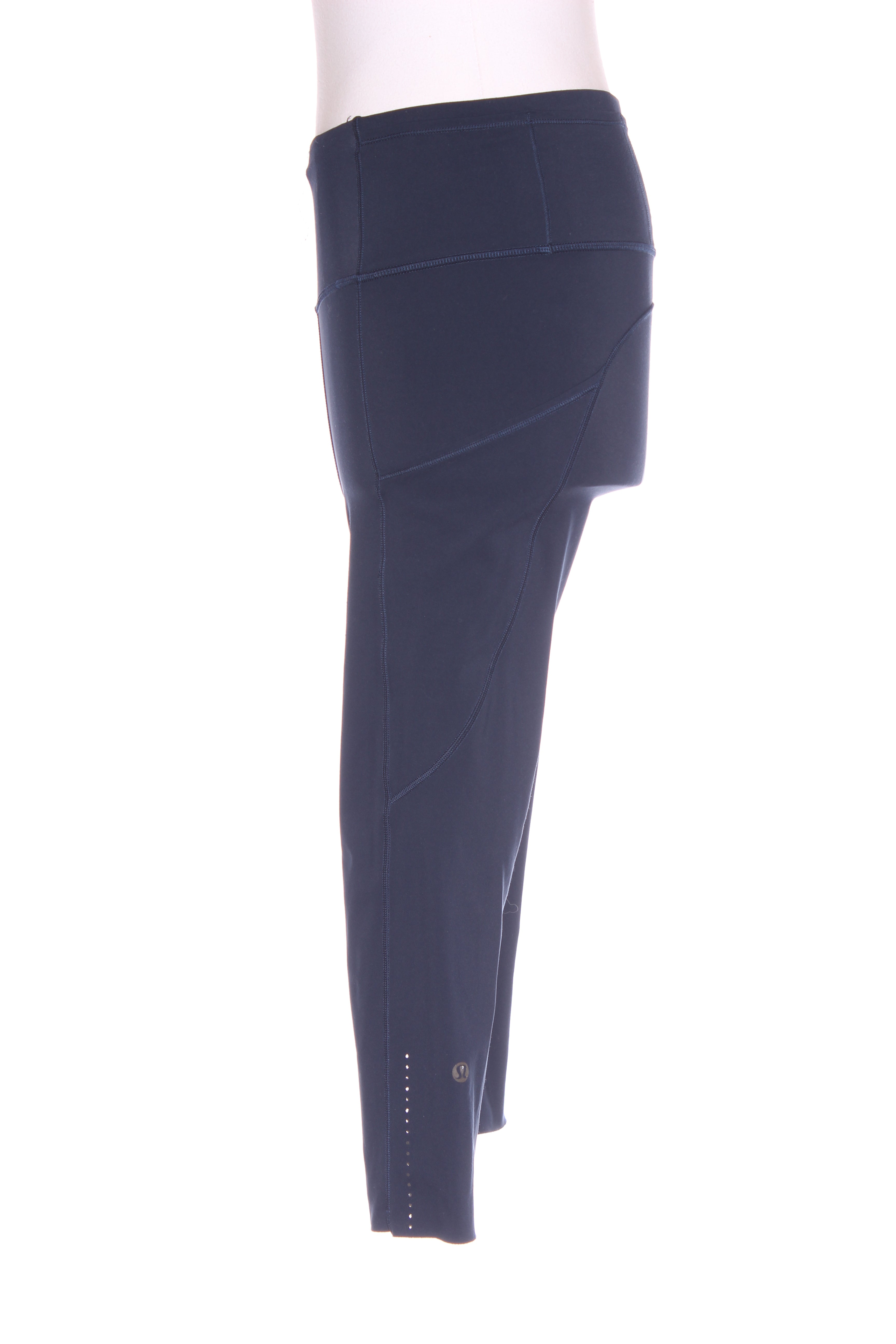 LULULEMON - Navy 3/4 tights! 10