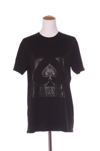 NOM*D - Queen of spades breast cancer tee! 12