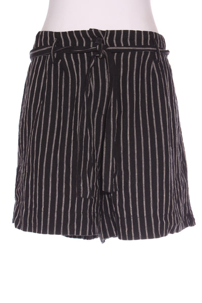 ZEST (LN) Pinstripe linen belted shorts! 14
