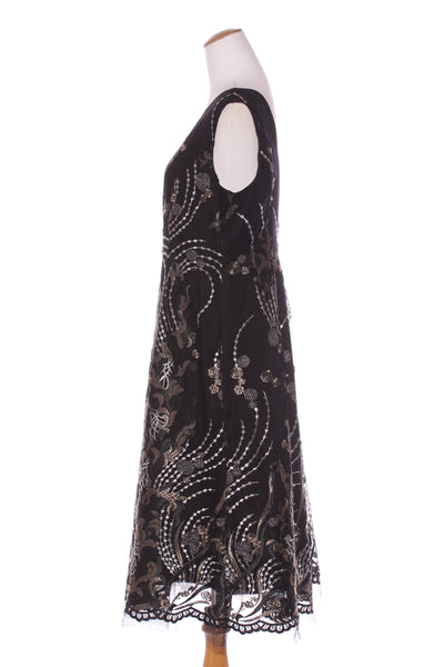 ANTHEA CRAWFORD (AU) Embroidered tulle detail dress! 16