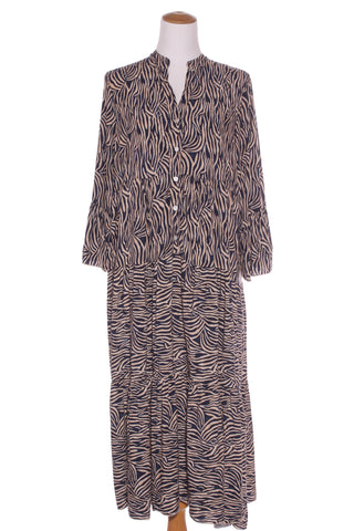 MADE IN ITALY - Animal print tiered midi dress! 12-14