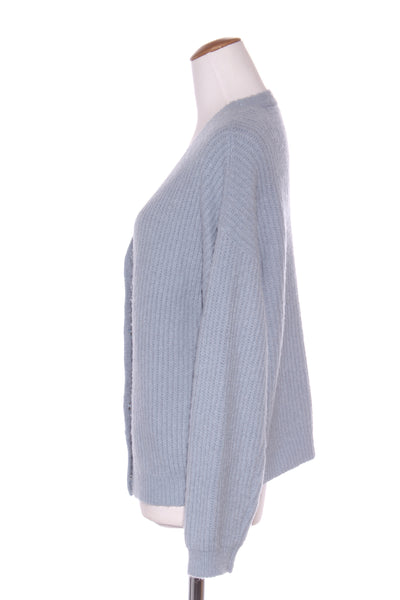 C'EST MONIQUE - Powder blue knit cardi! 12-16